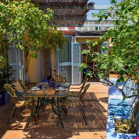 Dimora Dei Giganti Apartment Napoli Bagian luar foto