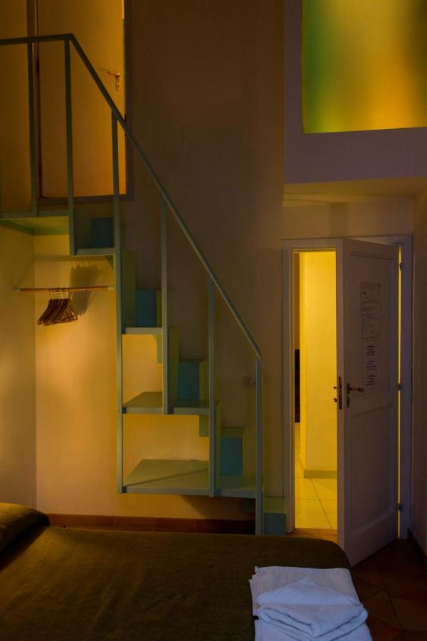 Dimora Dei Giganti Apartment Napoli Bagian luar foto