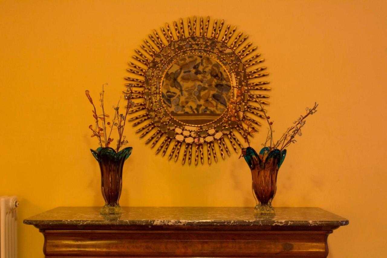 Dimora Dei Giganti Apartment Napoli Bagian luar foto