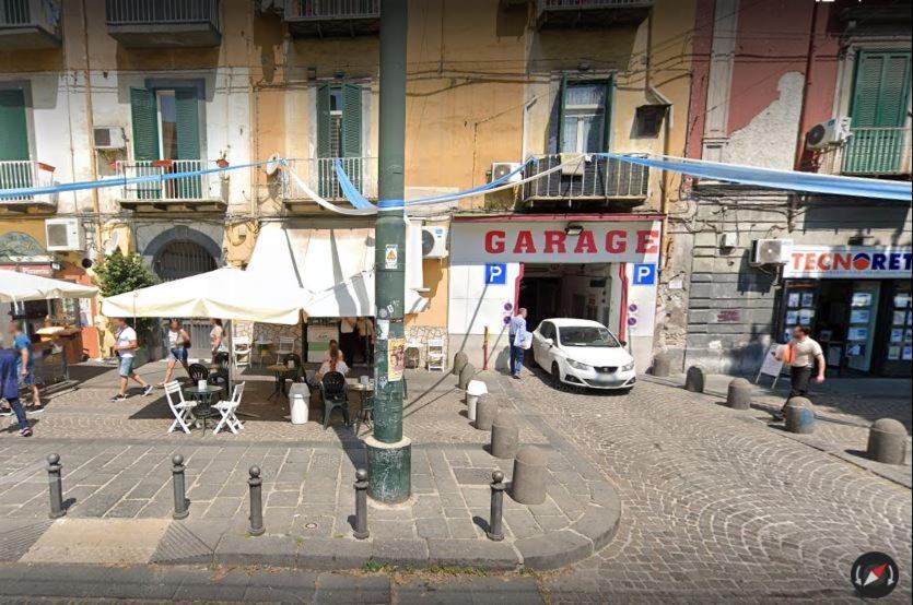 Dimora Dei Giganti Apartment Napoli Bagian luar foto